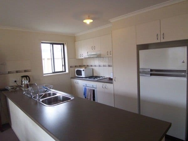 19 Wendel Court, CARRUM DOWNS VIC 3201, Carrum Downs - Thumbnail 2