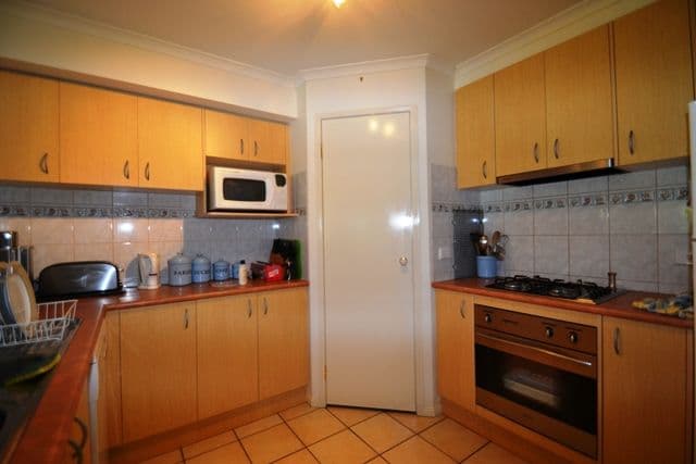 6 Hickey Court, SEYMOUR VIC 3660, Seymour - Thumbnail 3