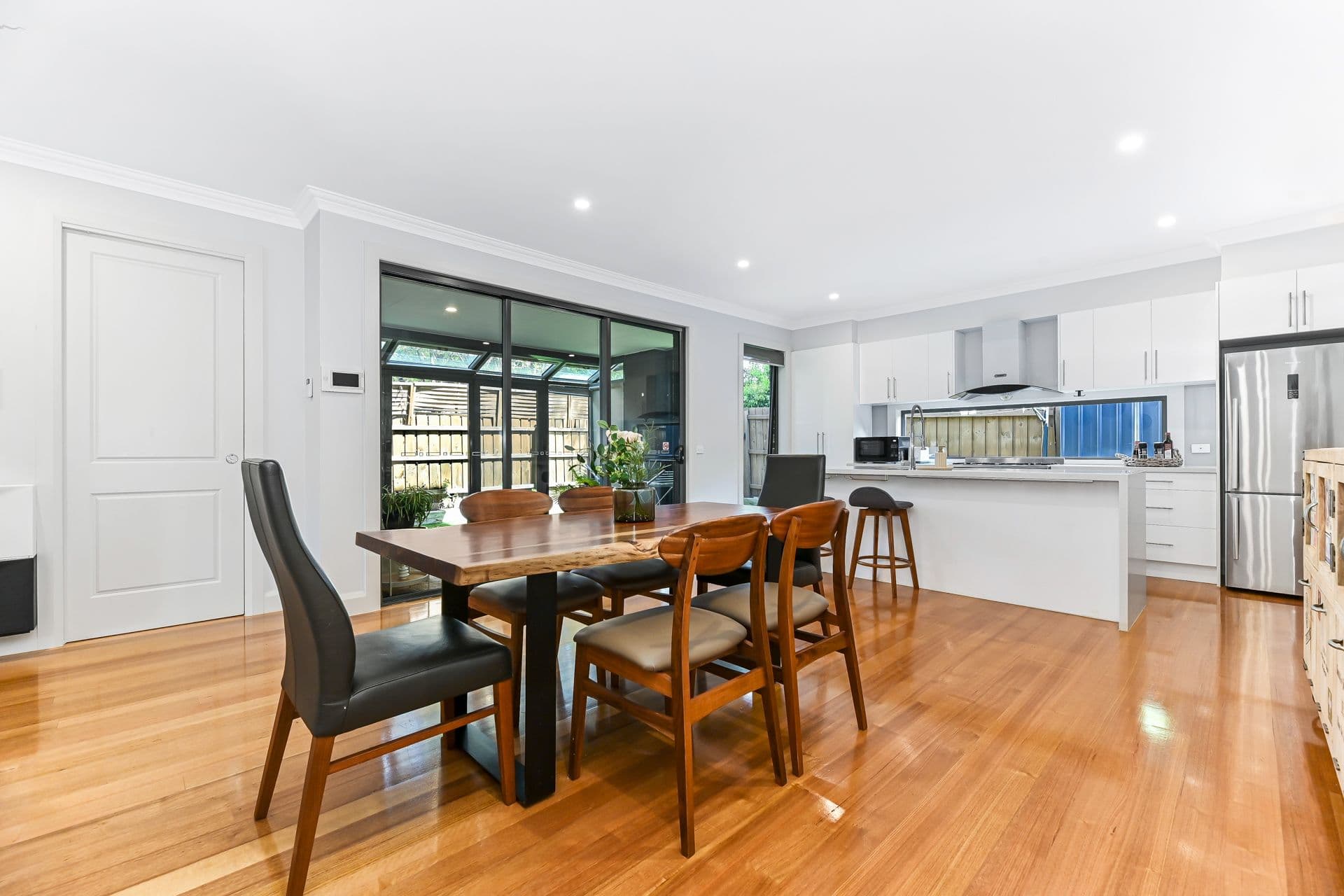 81 Albion Road, Box Hill VIC 3128, Box Hill - Thumbnail 4