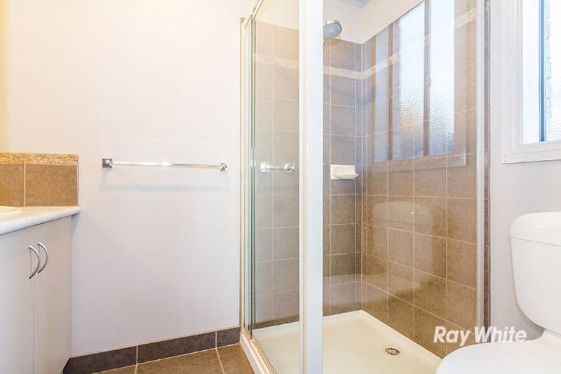 85 Fairhaven Boulevard, Cranbourne West VIC 3977, Cranbourne West - Thumbnail 3