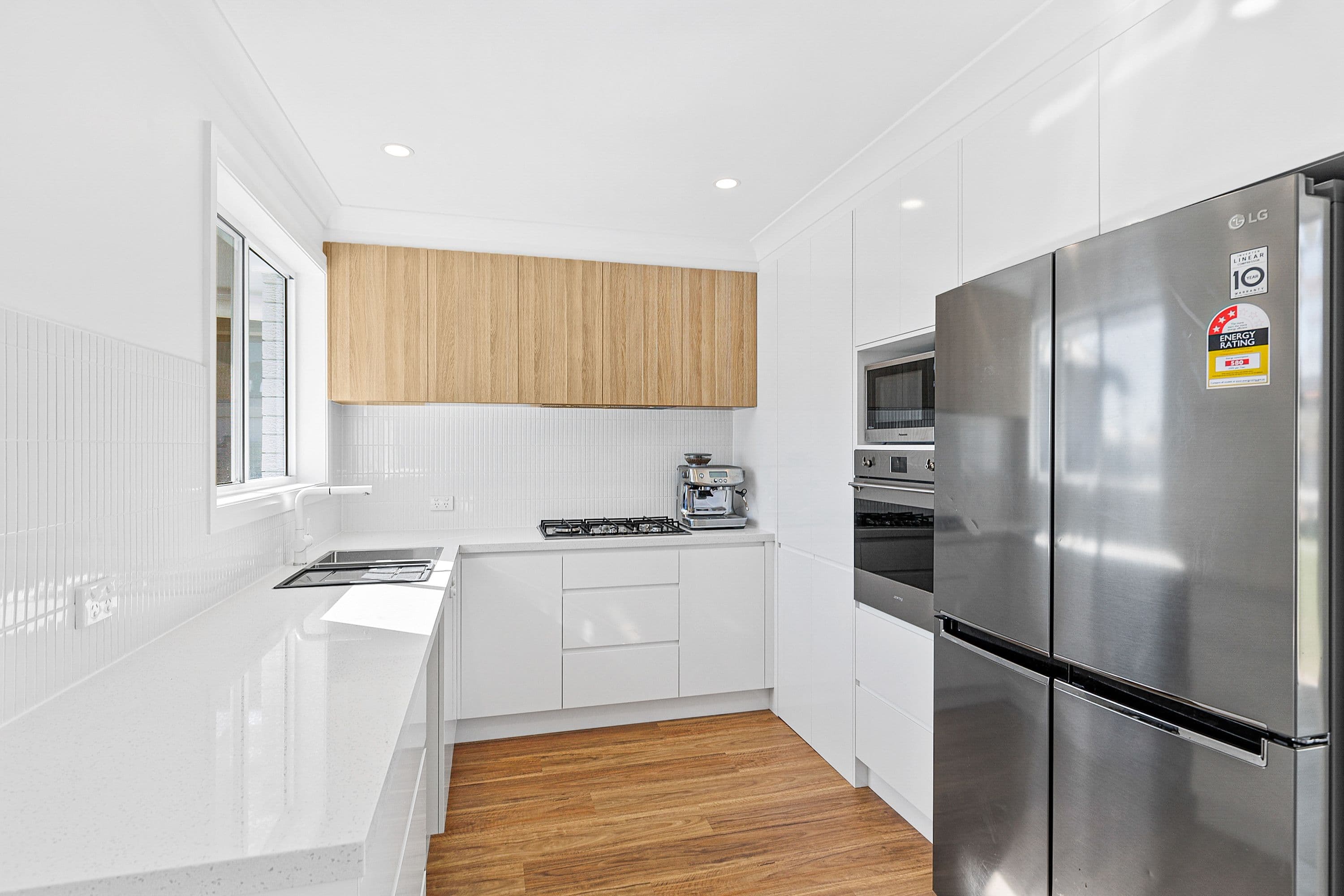 83 Barton Street, Oak Flats NSW 2529, Oak Flats - Thumbnail 4