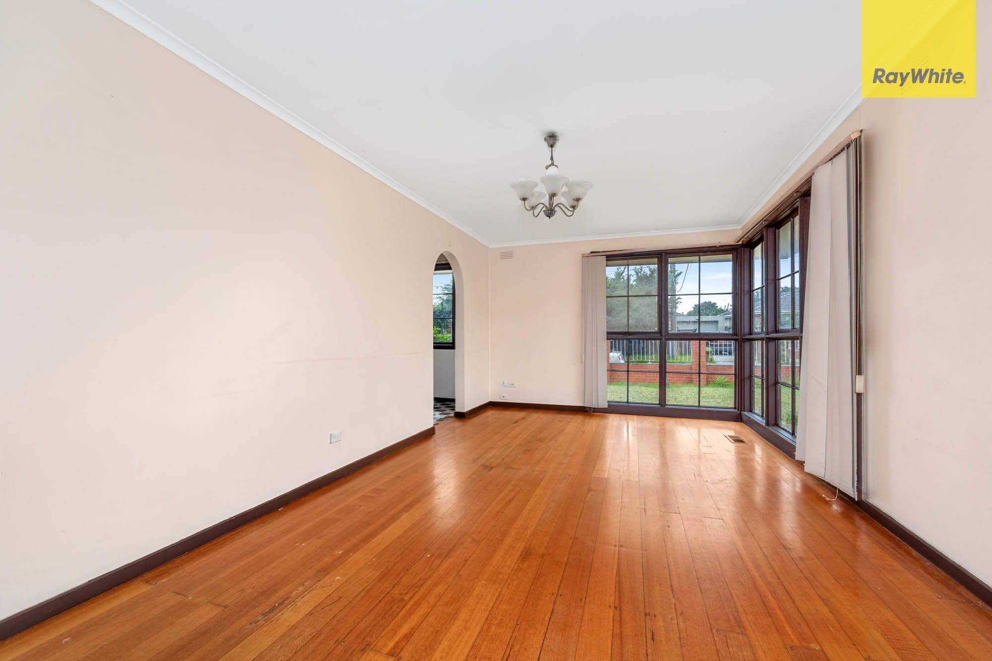 11 Surman Court, Sunshine North VIC 3020, Sunshine North - Thumbnail 2