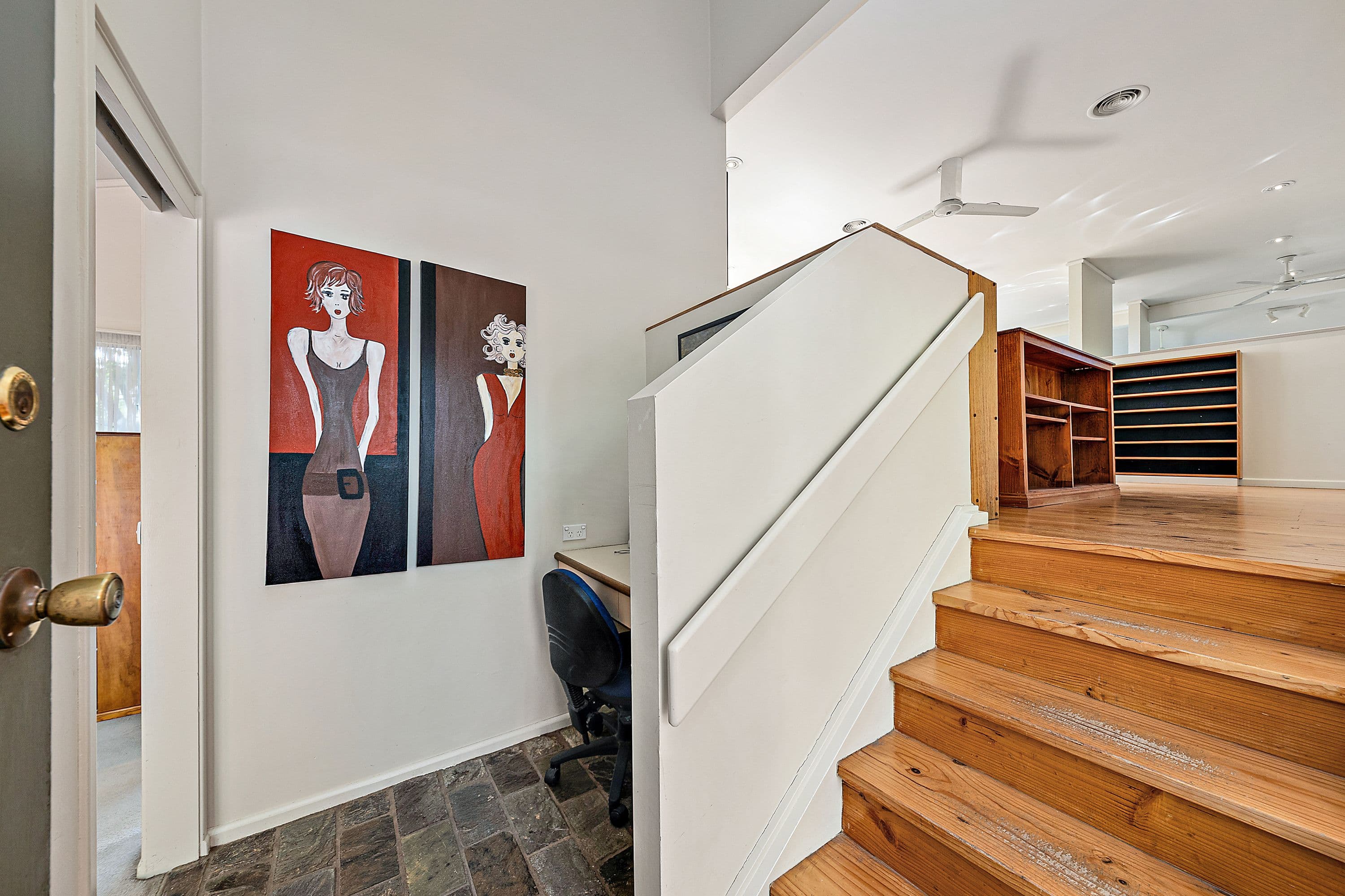 28 Robertson Street, Curtin ACT 2605, Curtin - Thumbnail 6