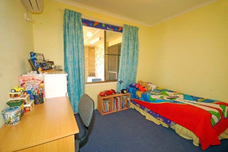 17 Bundalba Street, BILOELA QLD 4715, Biloela - Thumbnail 7