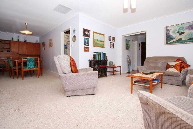 8 Lea Crescent, BUNDOORA VIC 3083, Bundoora - Thumbnail 4