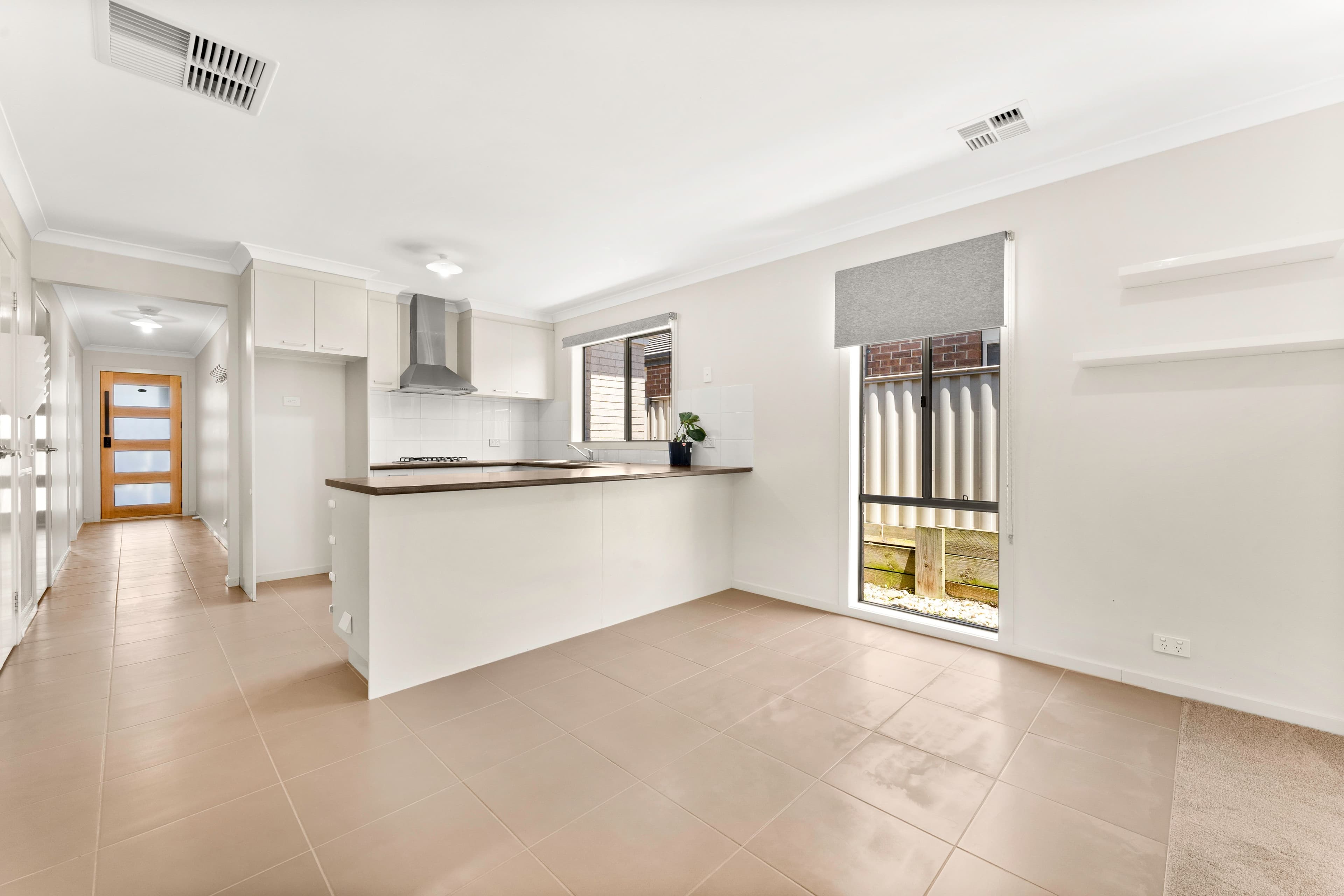 18 Victory Drive, Pakenham VIC 3810, Pakenham - Thumbnail 4