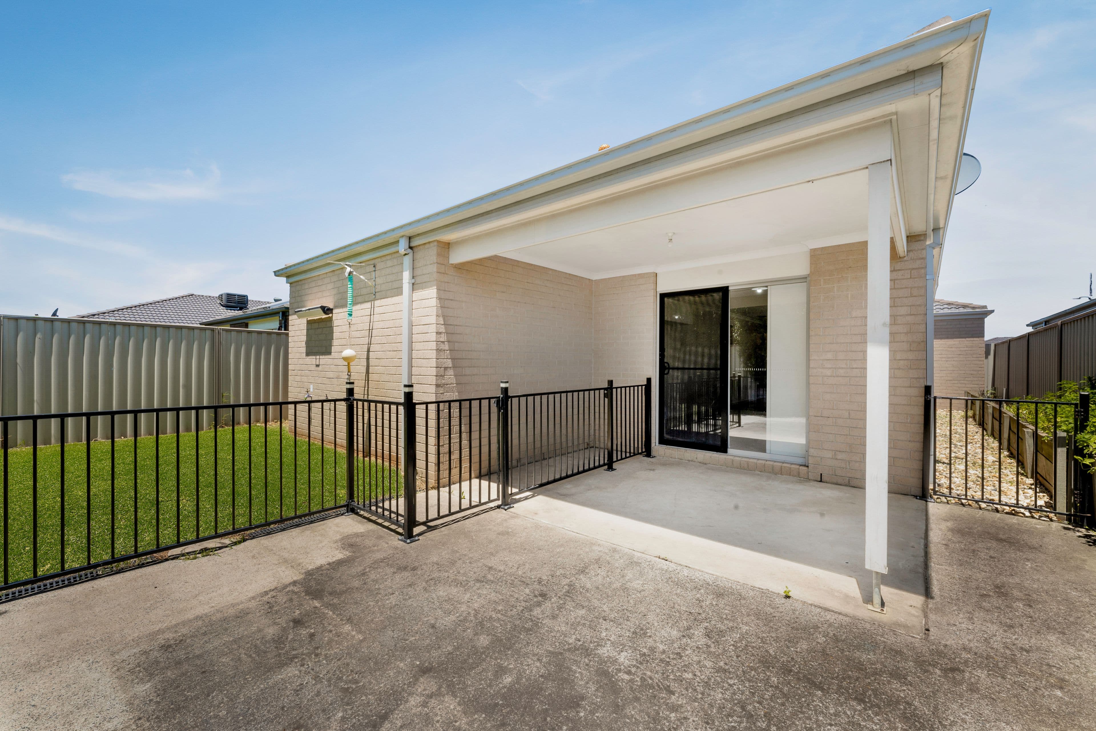 18 Victory Drive, Pakenham VIC 3810, Pakenham - Thumbnail 8