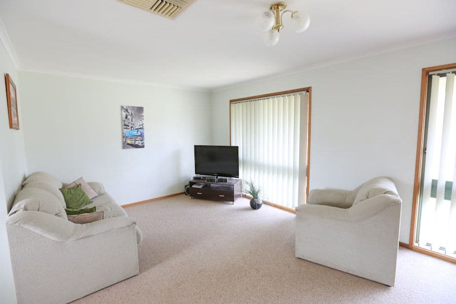 2 Melrose Drive, MILDURA VIC 3500, Mildura - Thumbnail 3