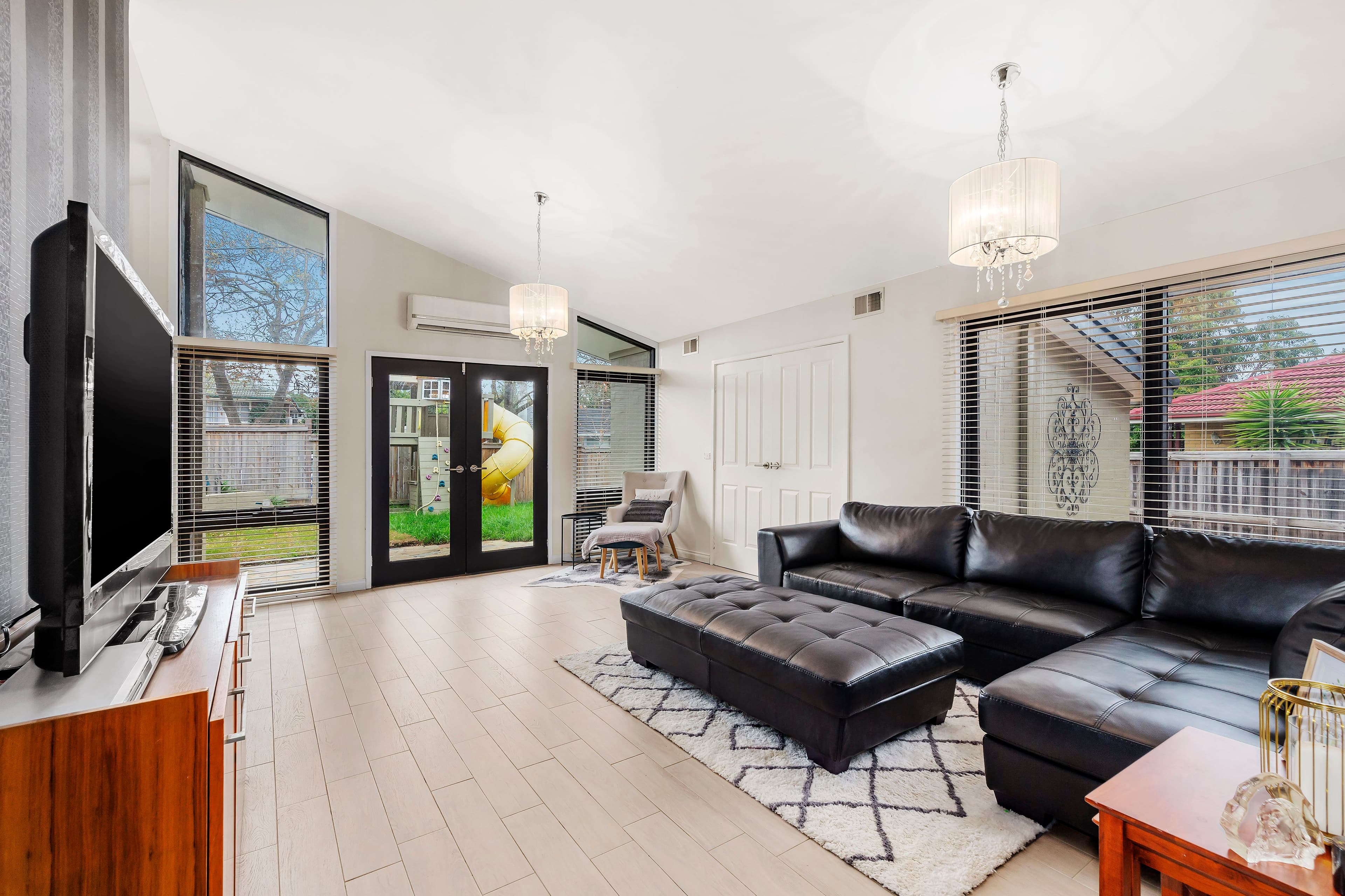 48 Bendoran Crescent, Bundoora VIC 3083, Bundoora - Thumbnail 2