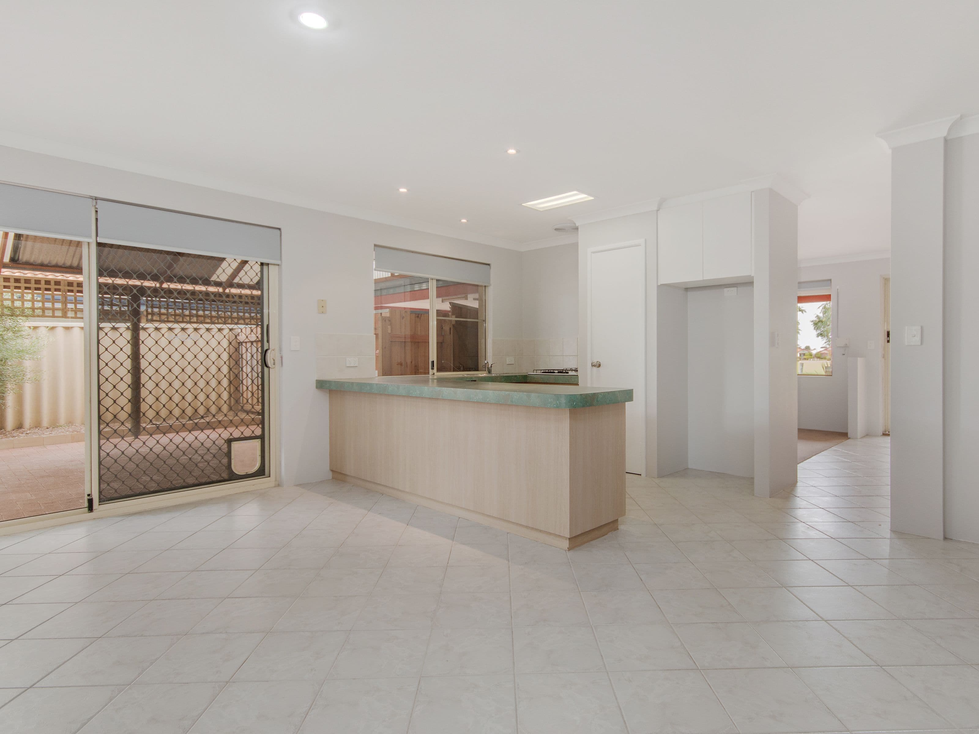 22 Lindeman Court, Waikiki WA 6169, Waikiki - Thumbnail 5