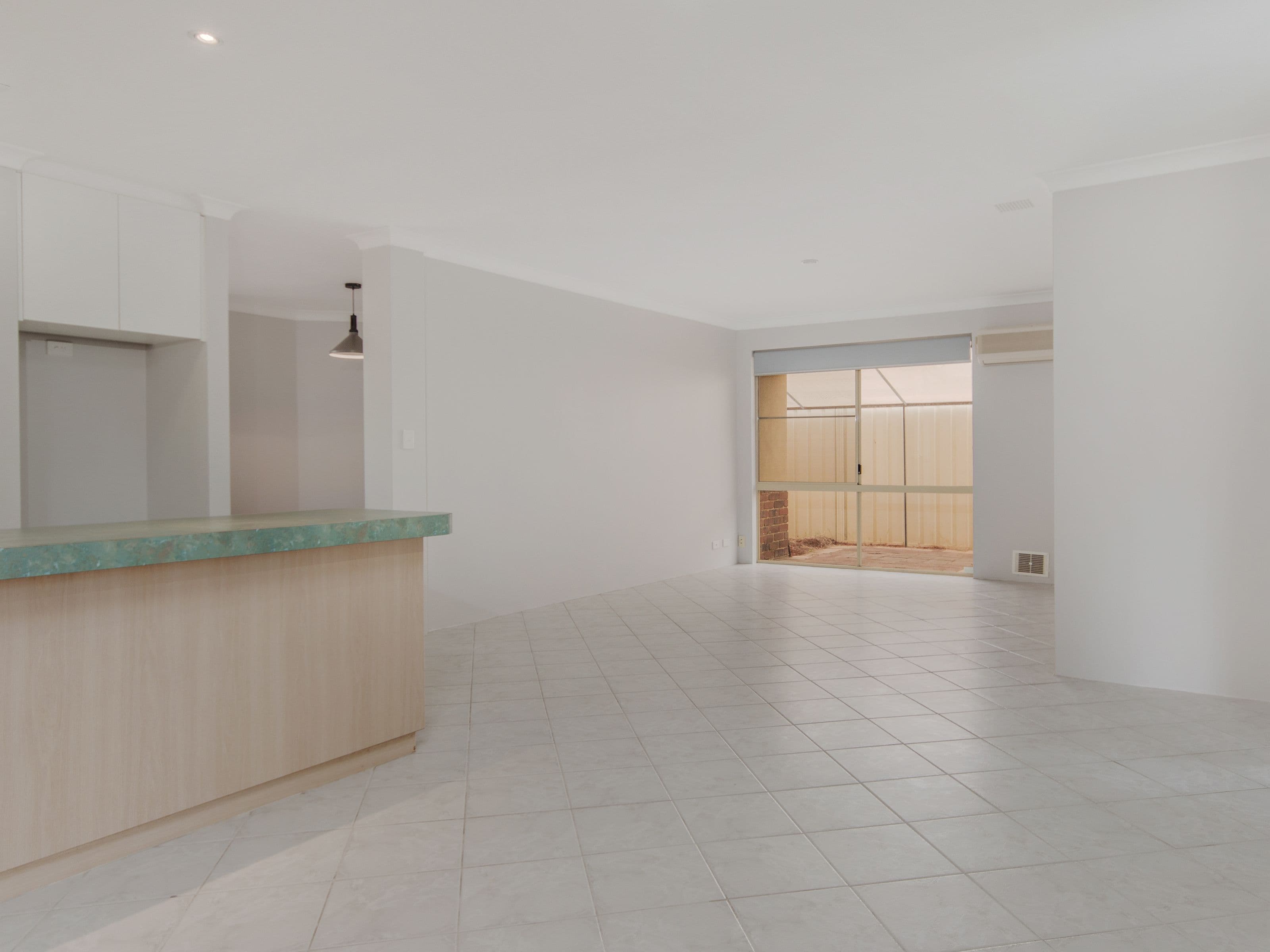 22 Lindeman Court, Waikiki WA 6169, Waikiki - Thumbnail 6
