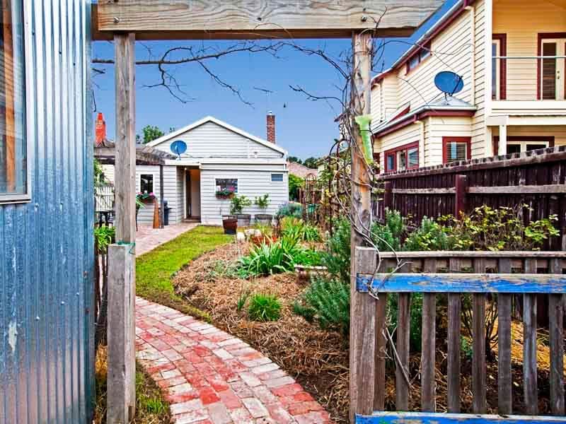 33 McDonald Street, EAST GEELONG VIC 3219, East Geelong - Thumbnail 7