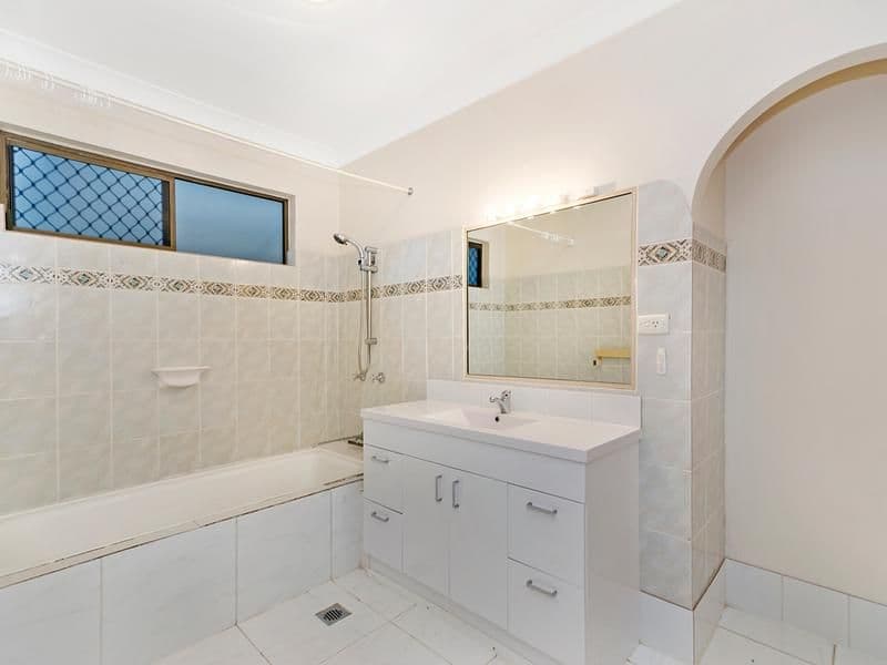 32 Robert Towns Crescent, Condon QLD 4815, Condon - Thumbnail 5