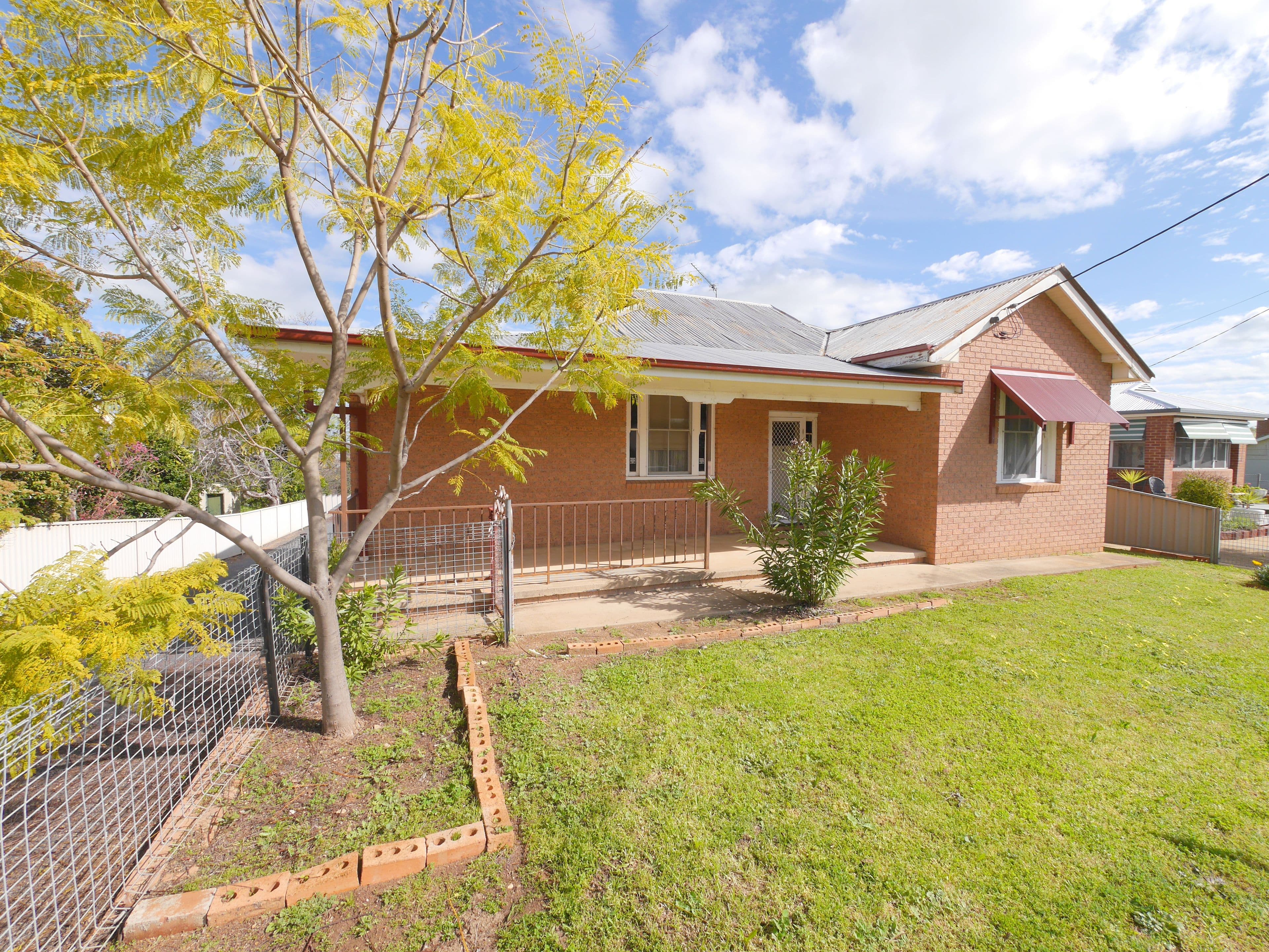 33 Liverpool Street, Cowra - Image 1