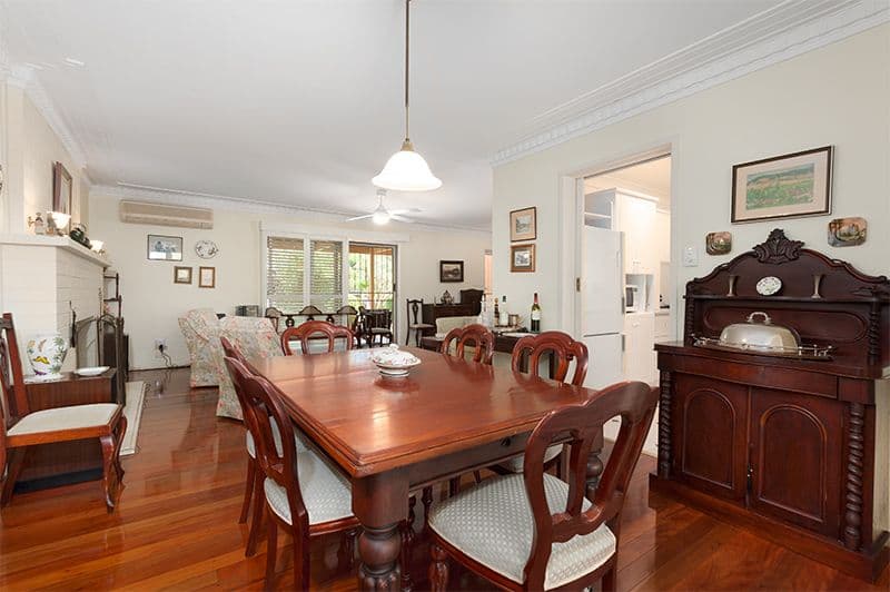 33 Larool Street, Kenmore QLD 4069, Kenmore - Thumbnail 2