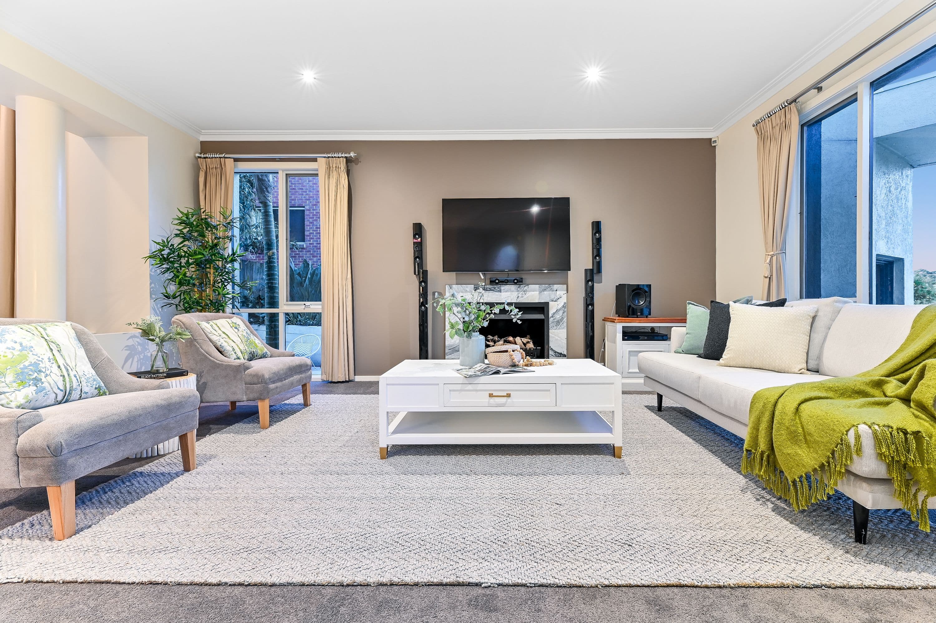 29 Blanton Drive, Mulgrave VIC 3170, Mulgrave - Thumbnail 2