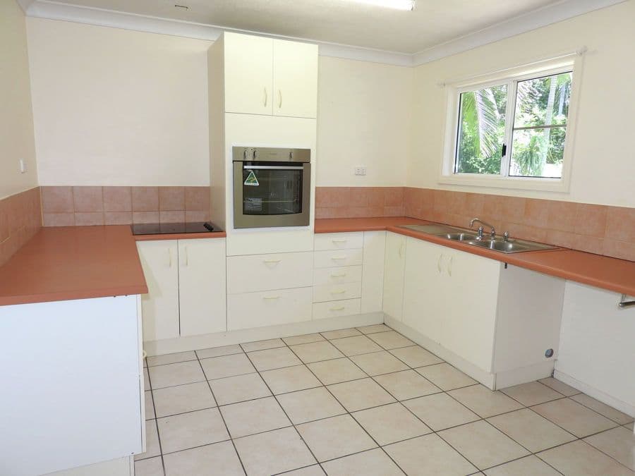 9 Mostyn Crescent, Bushland Beach QLD 4818, Bushland Beach - Thumbnail 4