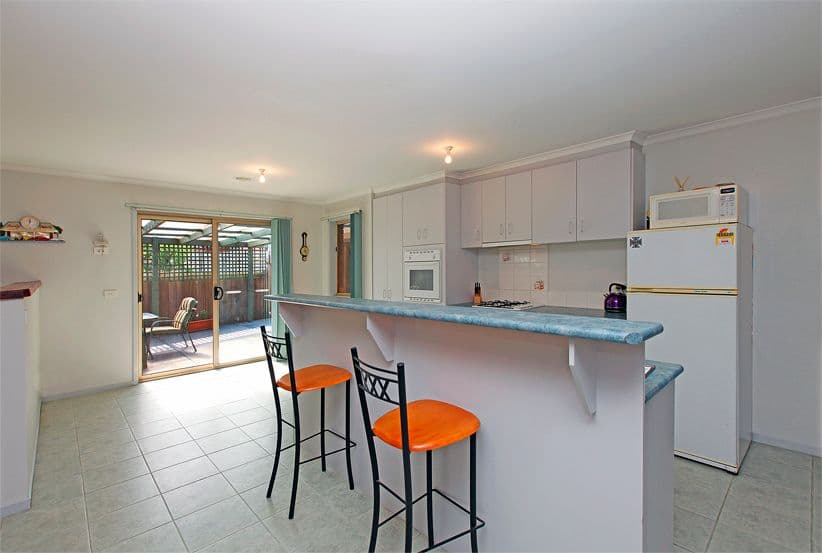 124 Manning Clark Road, MILL PARK VIC 3082, Mill Park - Thumbnail 2
