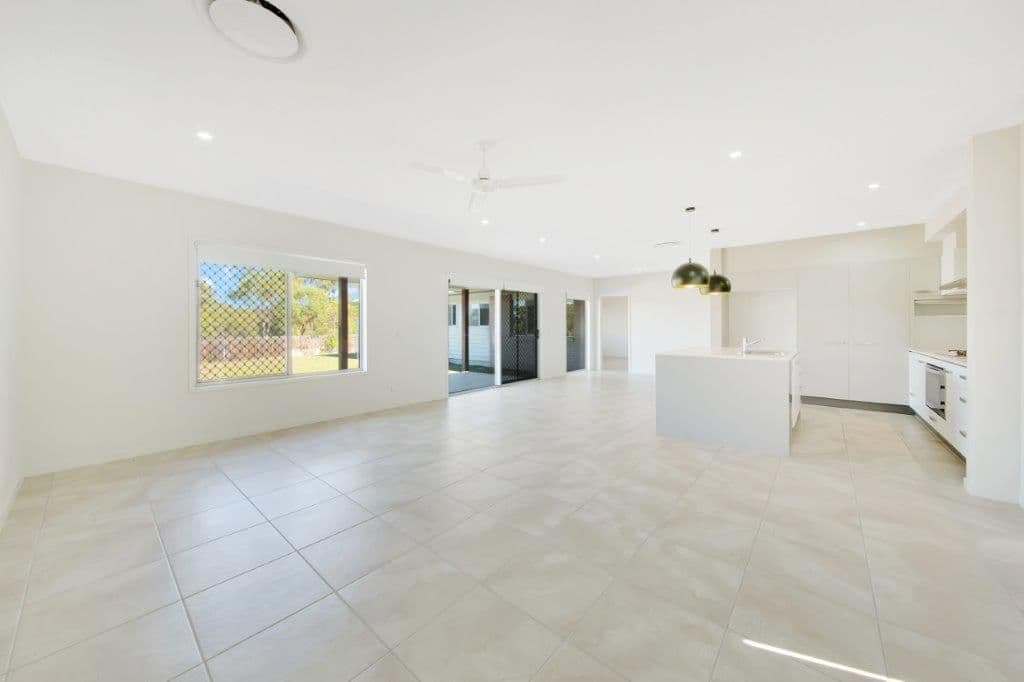 135 Emmadale Drive, New Auckland QLD 4680, New Auckland - Thumbnail 6