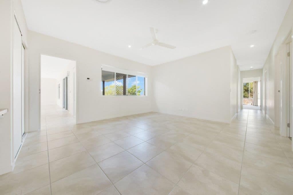 135 Emmadale Drive, New Auckland QLD 4680, New Auckland - Thumbnail 8