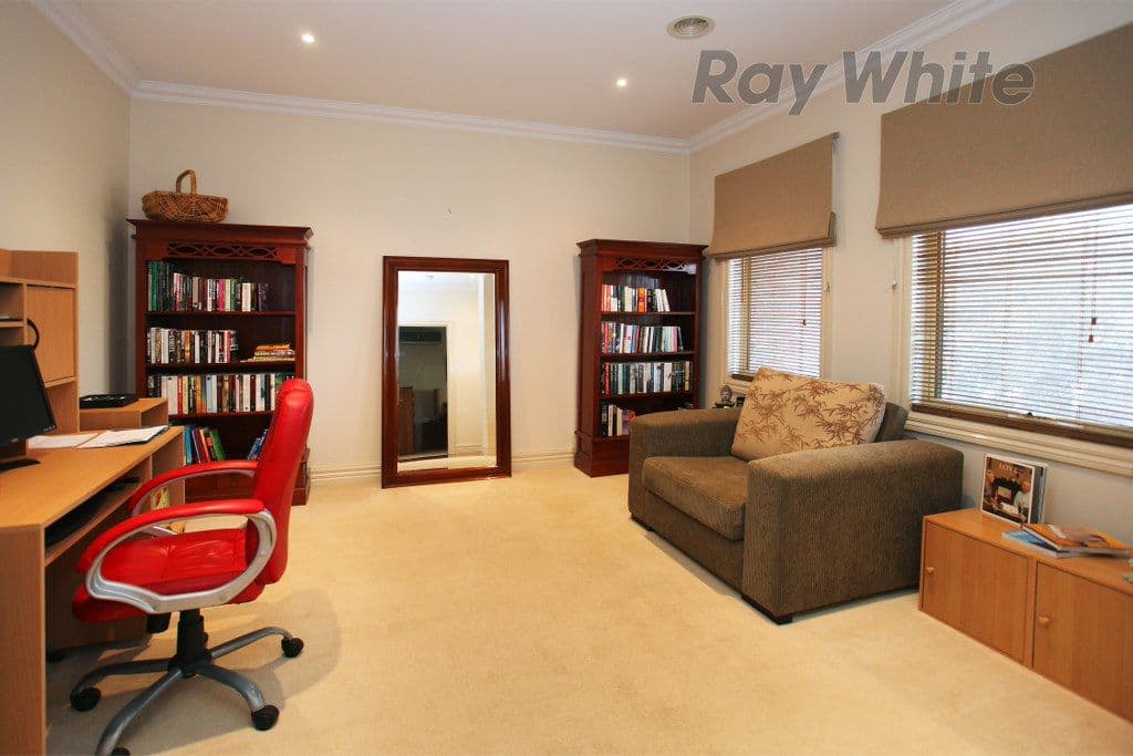 14 Hanna Street, POINT COOK VIC 3030, Point Cook - Thumbnail 4