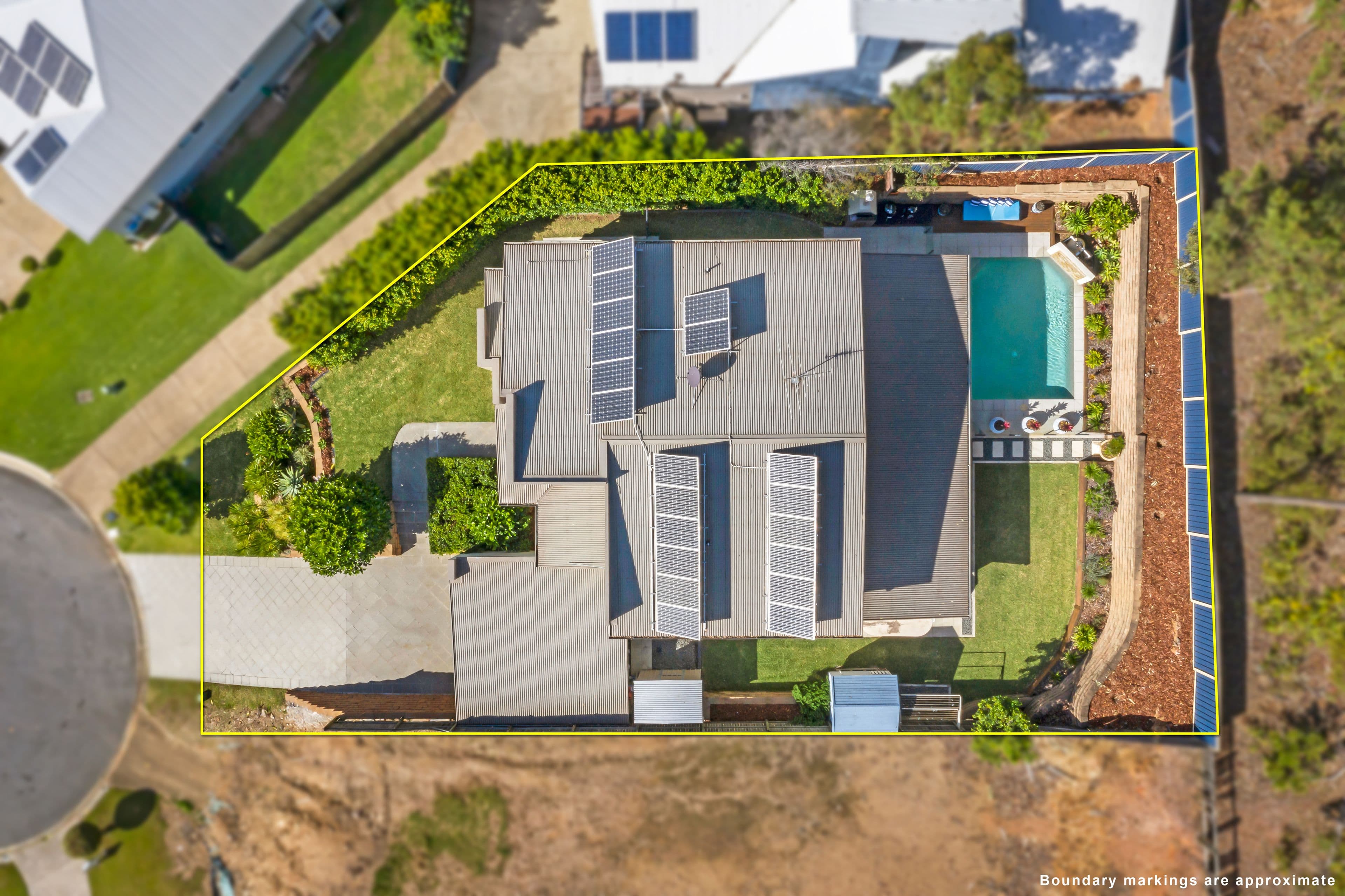 7 Perla Close, Eatons Hill QLD 4037, Eatons Hill - Thumbnail 2