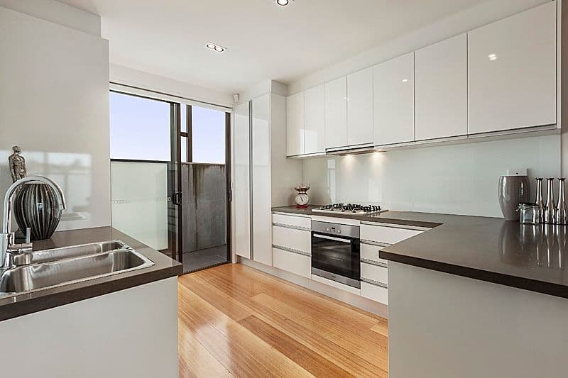 52 Dutton Lane, ASCOT VALE VIC 3032, Ascot Vale - Thumbnail 2