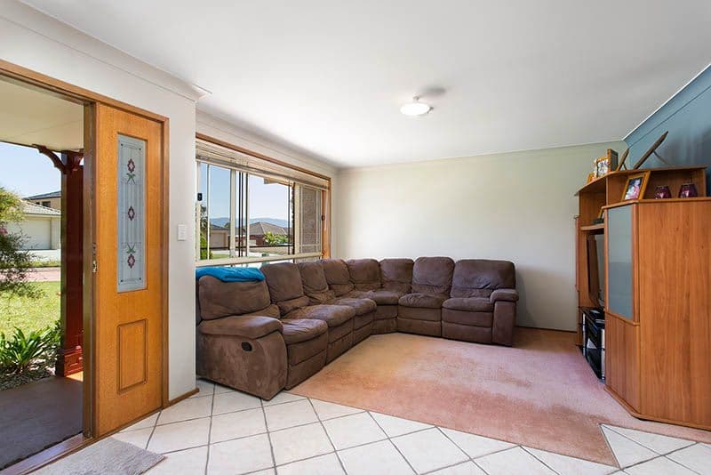 4 Downes Drive, Albion Park - Thumbnail 2