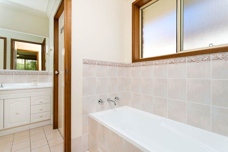 4 Downes Drive, Albion Park - Thumbnail 5