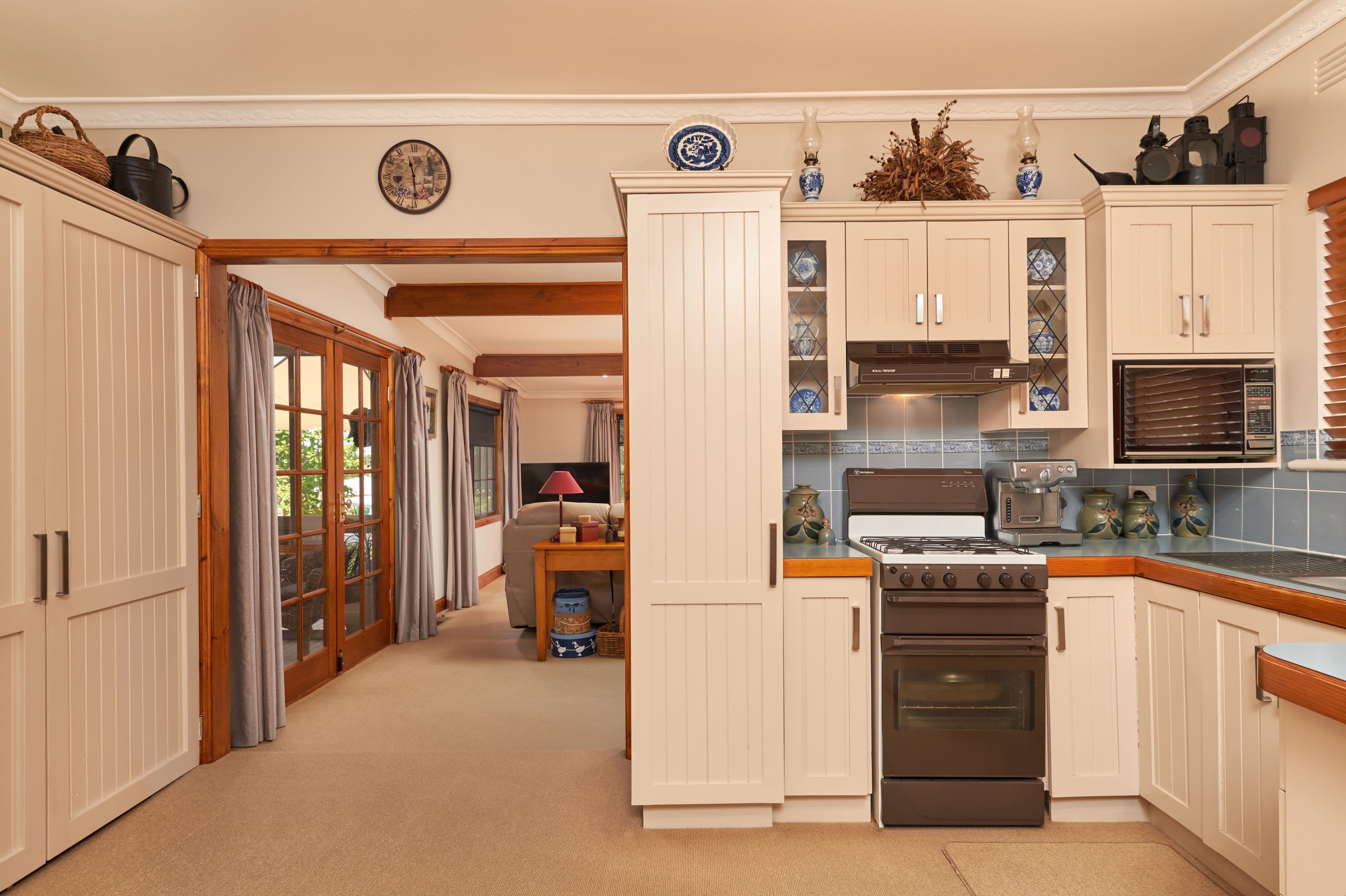 8 Waranga Avenue, Mount Austin - Thumbnail 6