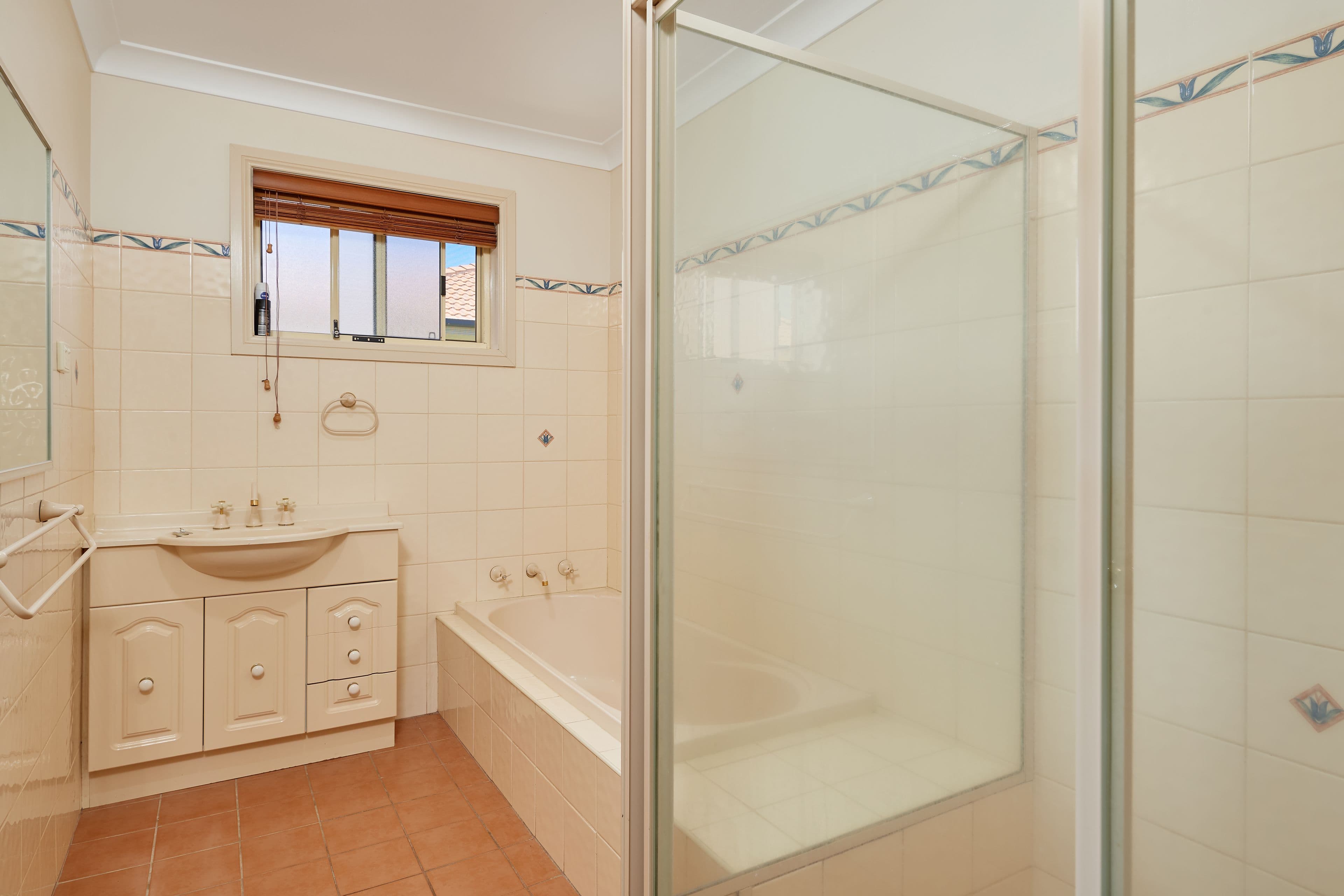 74 Yentoo Drive, Glenfield Park NSW 2650, Glenfield Park - Thumbnail 7