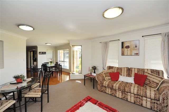 4 Jacaranda Court, WESTBROOK QLD 4350, Westbrook - Thumbnail 6