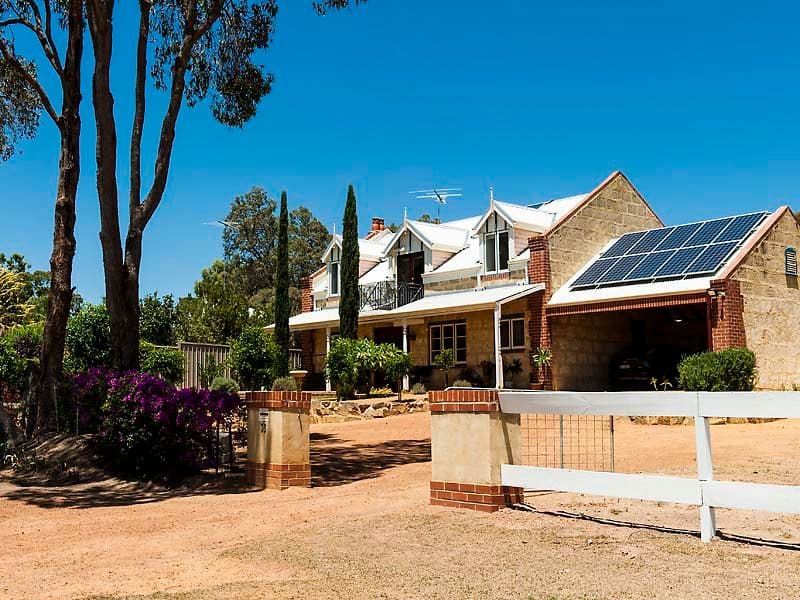 35 Lefroy Street, Gingin WA 6503, Gingin - Thumbnail 2