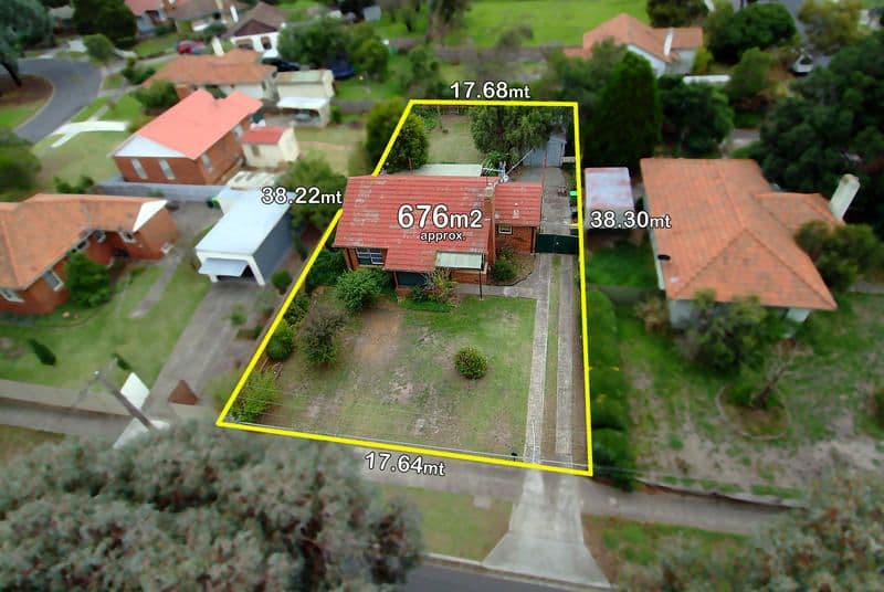 4 Derna Street, HEIDELBERG WEST VIC 3081, Heidelberg West - Image 1