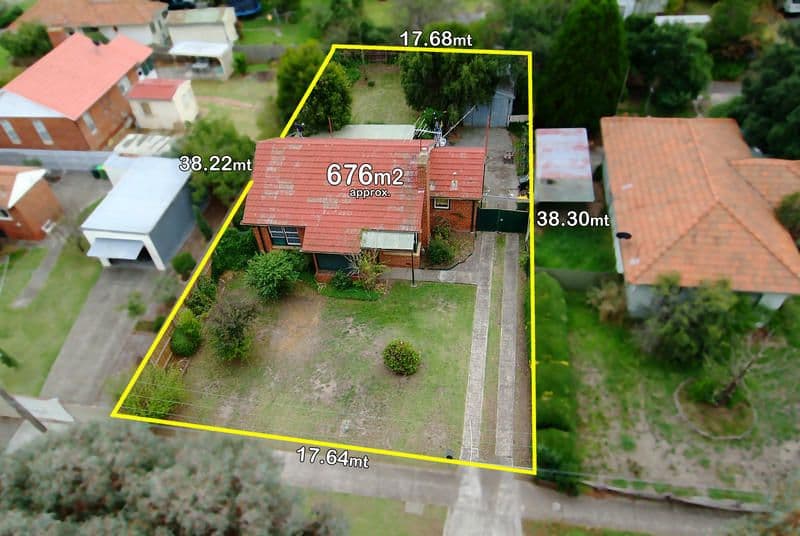 4 Derna Street, HEIDELBERG WEST VIC 3081, Heidelberg West - Thumbnail 2