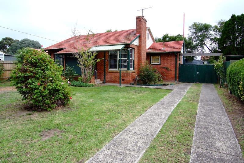 4 Derna Street, HEIDELBERG WEST VIC 3081, Heidelberg West - Thumbnail 4