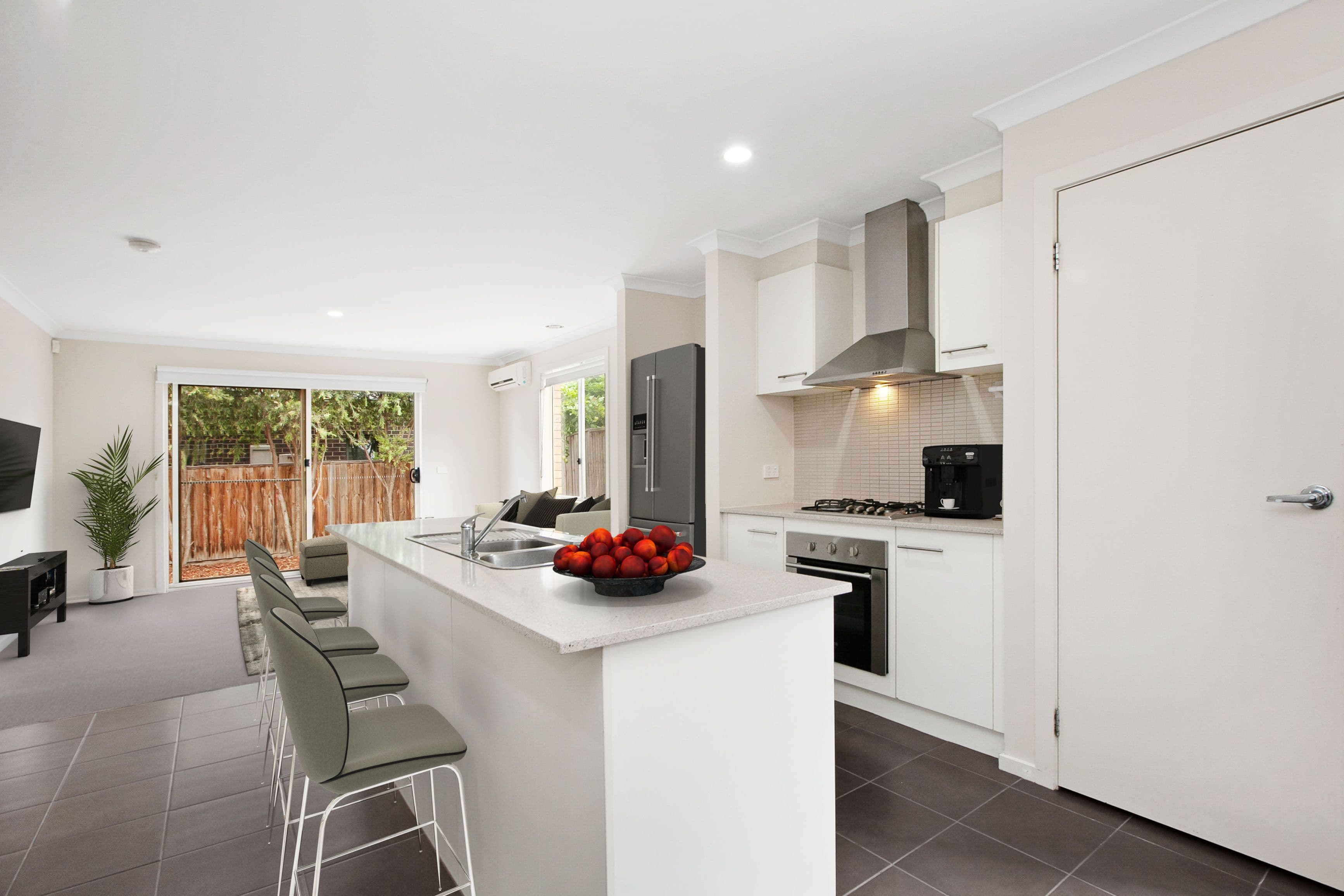 3 Mirka Drive, Lalor VIC 3075, Lalor - Thumbnail 2