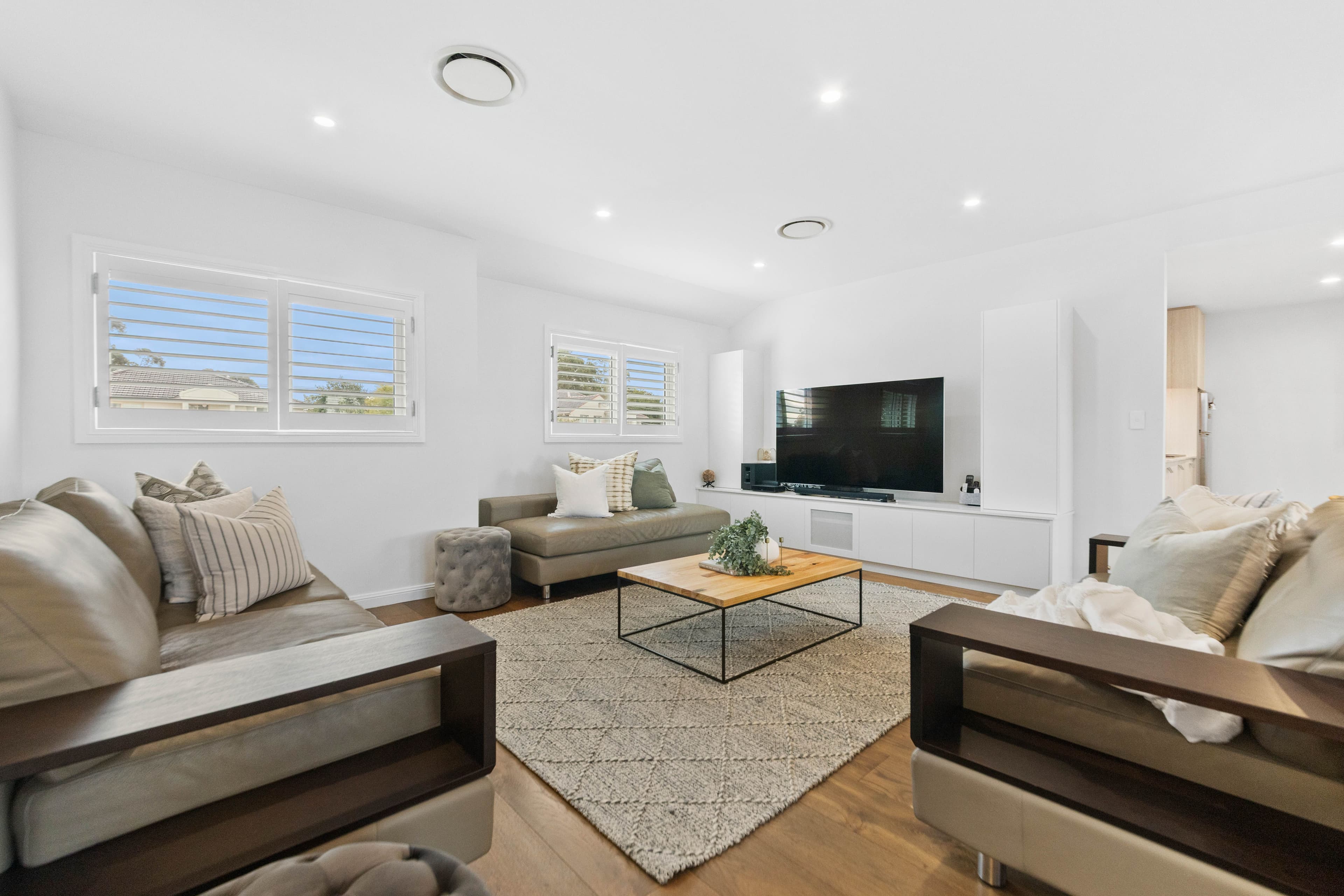 103 Duffy Avenue, Thornleigh NSW 2120, Thornleigh - Thumbnail 5