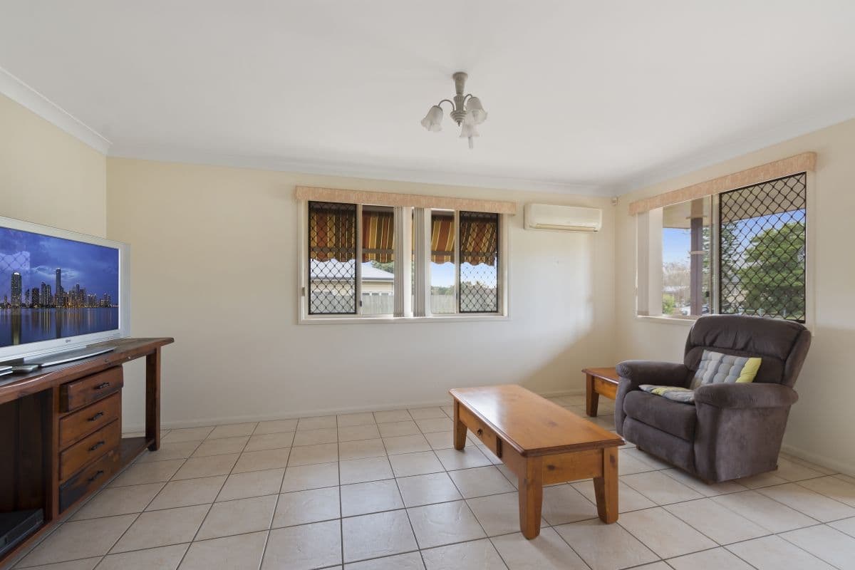 74 Perth Street, Rangeville QLD 4350, Rangeville - Thumbnail 2