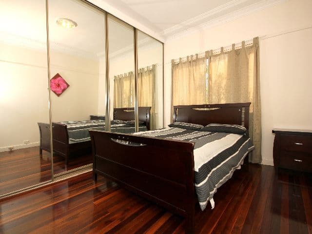 4 Pelman Avenue, GREENACRE NSW 2190, Greenacre - Thumbnail 4