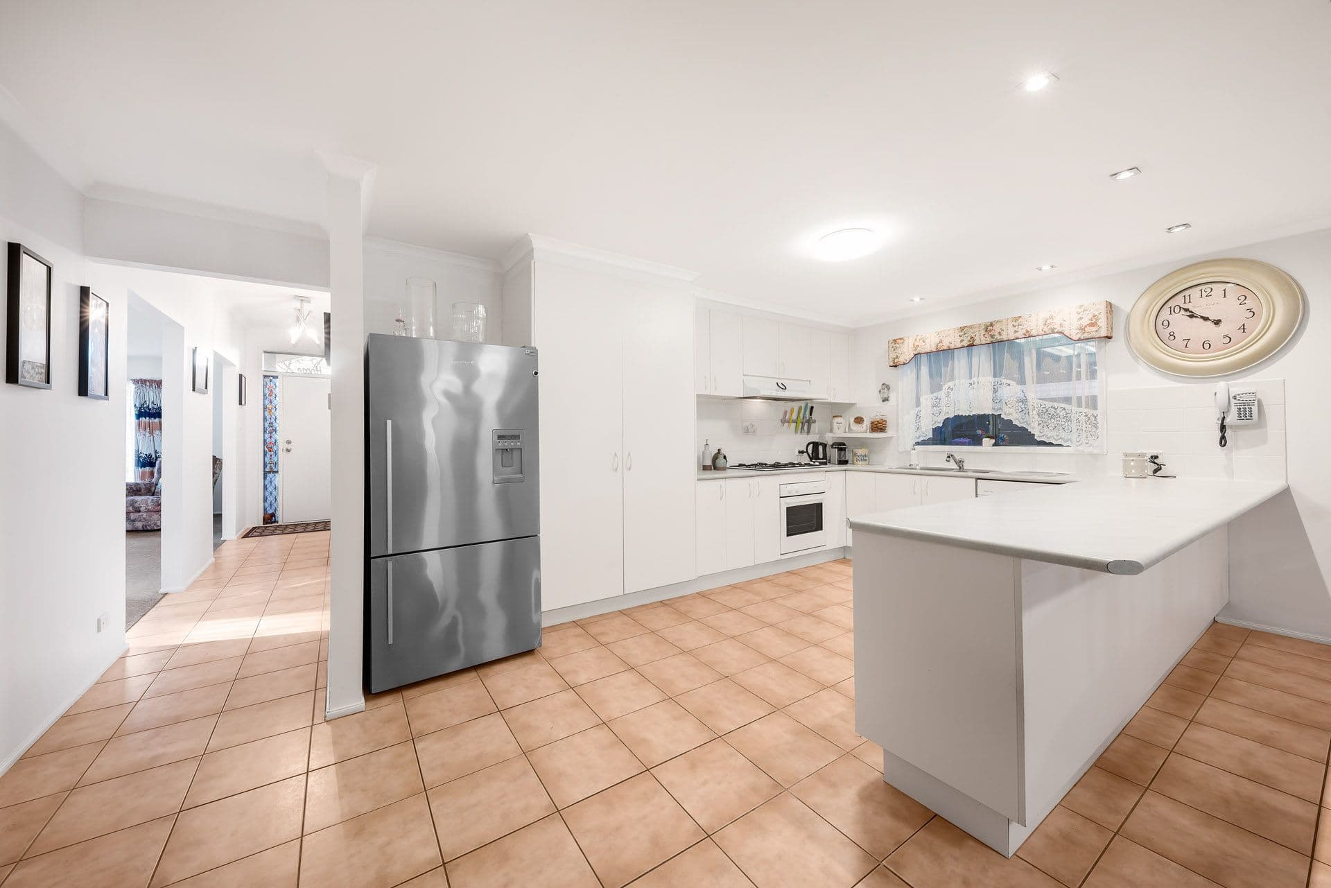 16 Ogilvy Avenue, Greenvale VIC 3059, Greenvale - Thumbnail 2