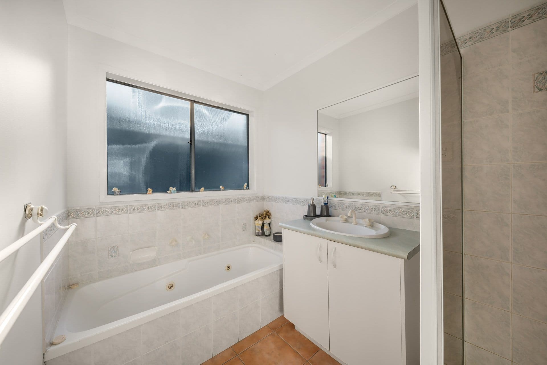 16 Ogilvy Avenue, Greenvale VIC 3059, Greenvale - Thumbnail 7