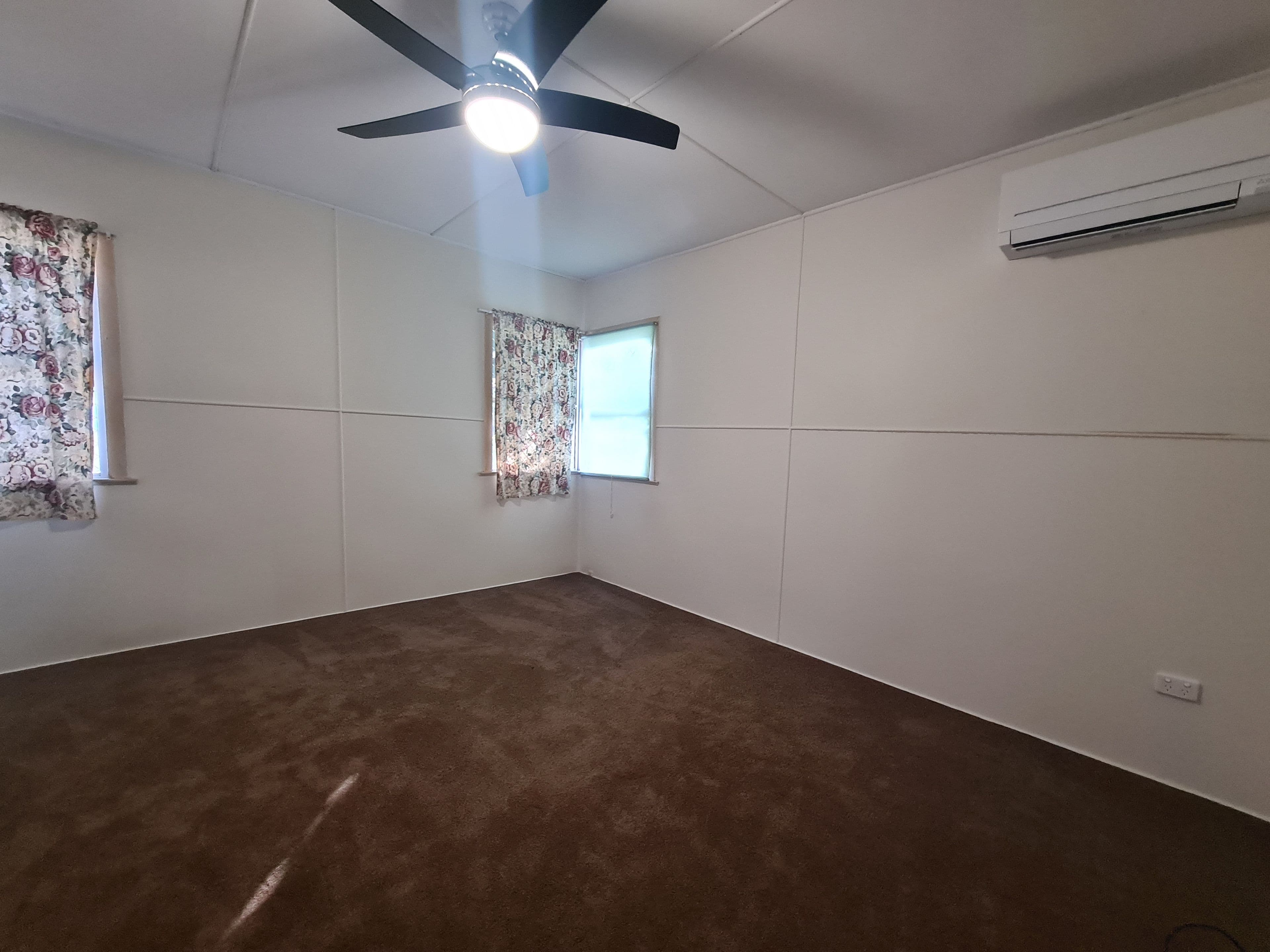 75 Perkins Street, Upper Mount Gravatt QLD 4122, Upper Mount Gravatt - Thumbnail 3