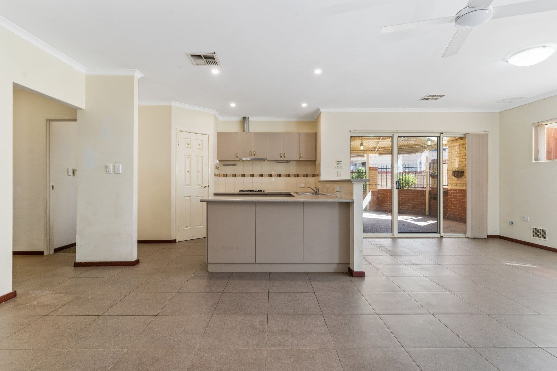 19 Boonooloo Road, Kalamunda WA 6076, Kalamunda - Thumbnail 8