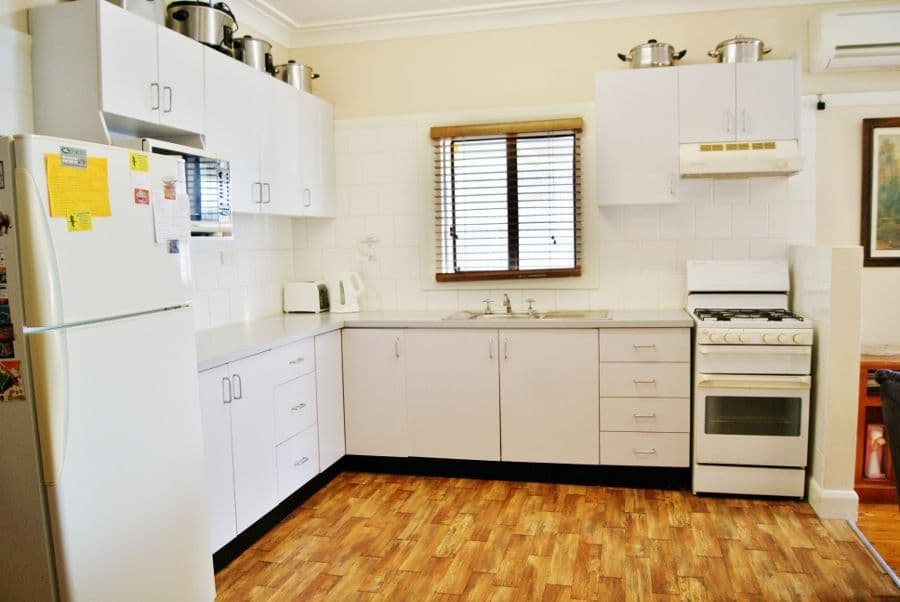 21 Lachlan Street, Young - Thumbnail 3
