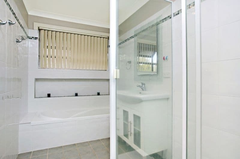 7 Breton Close, TENAMBIT NSW 2323, Tenambit - Thumbnail 6
