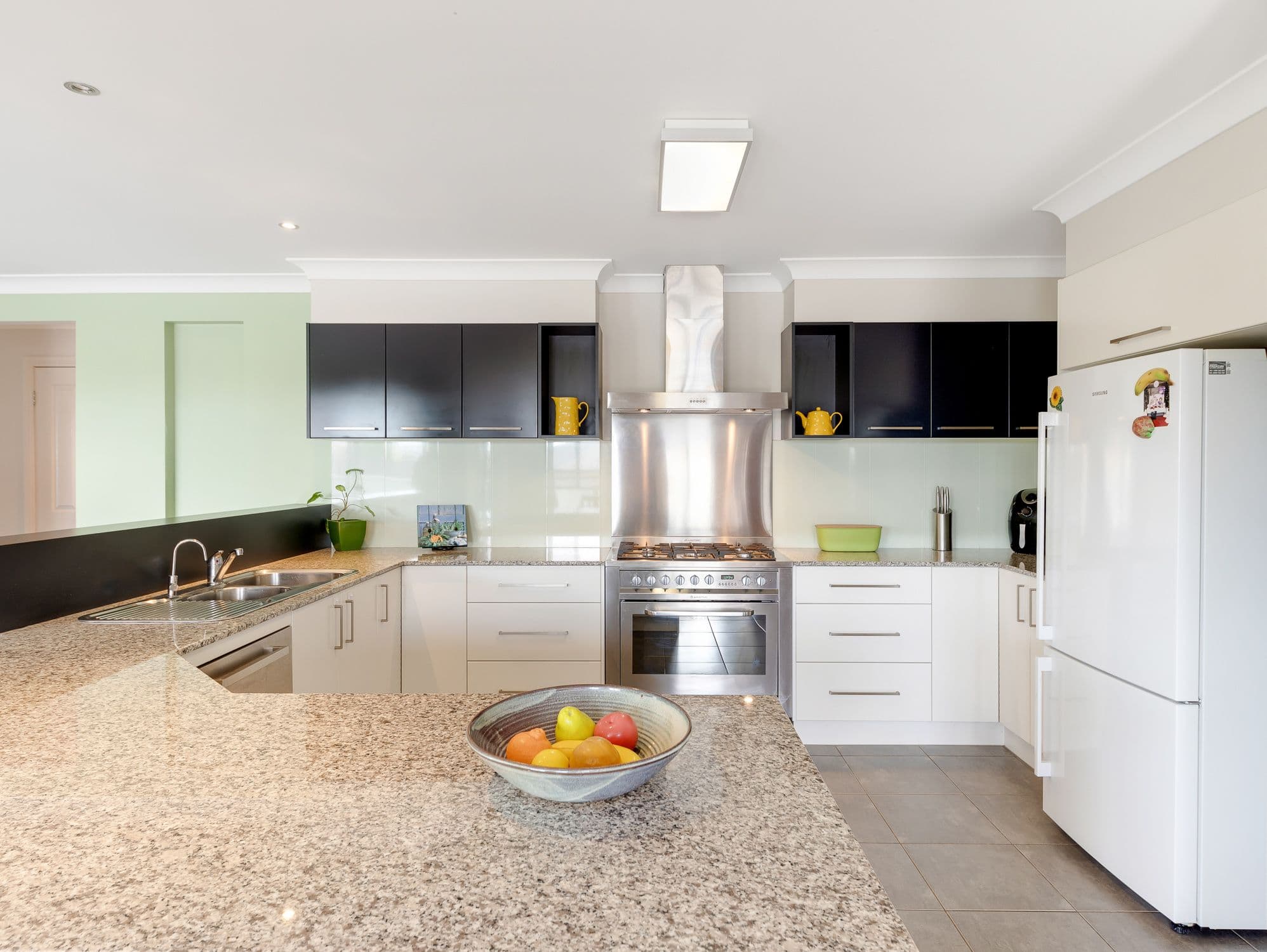 15 Treecreeper Street, Thurgoona NSW 2640, Thurgoona - Thumbnail 6