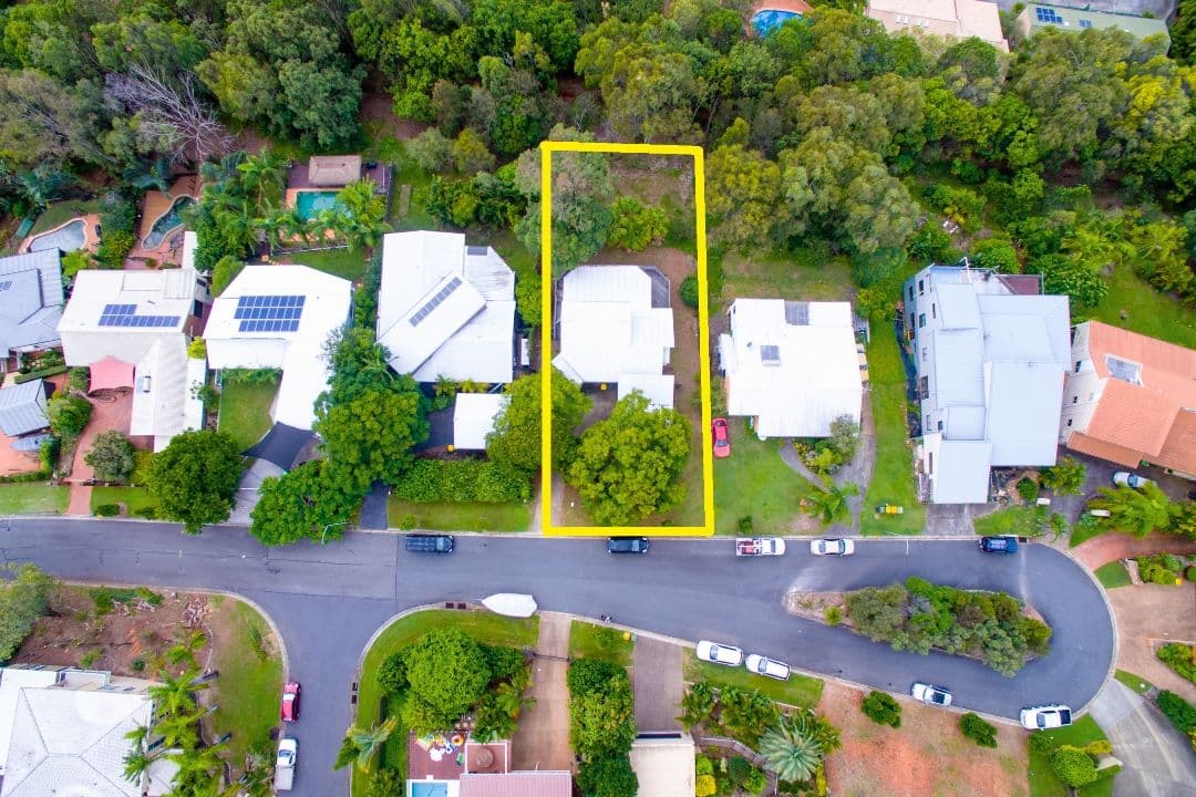 32 Amethyst Court, Carrara QLD 4211, Carrara - Thumbnail 2
