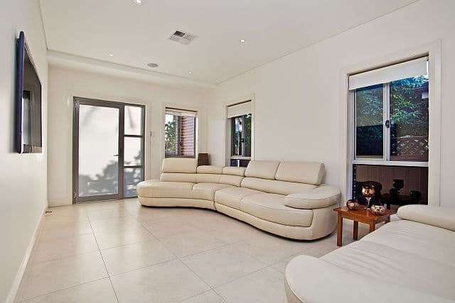 3A Illawong Crescent, Greenacre NSW 2190, Greenacre - Thumbnail 2