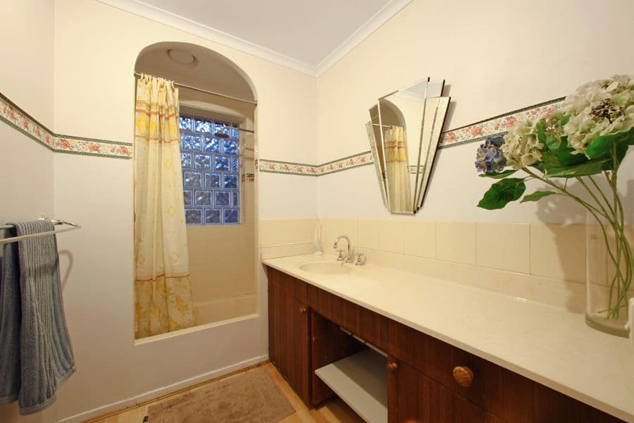 5 Enderby Court, BORONIA VIC 3155, Boronia - Thumbnail 3